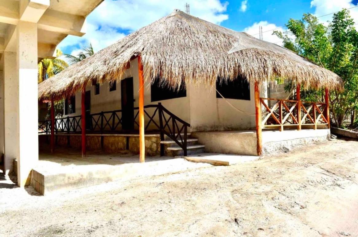 Habitacion A Unos Metros De La Playa El Cuyo Exterior photo